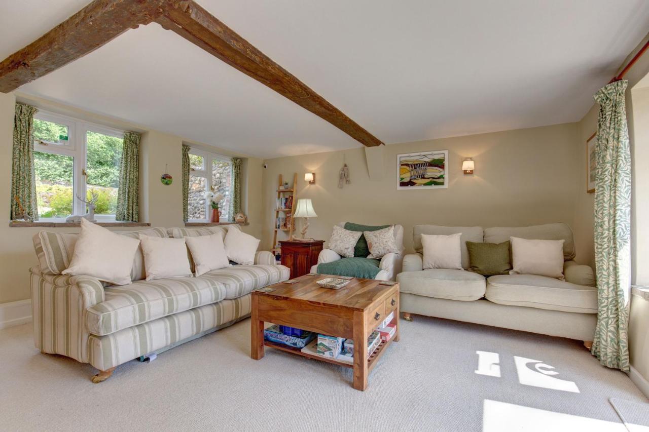 Flint Cottage Stiffkey Exterior photo